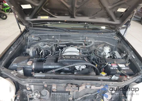 2002 Toyota Sequoia Sr5 V8 from USA, damaged, VIN 5TDBT44A62S070824